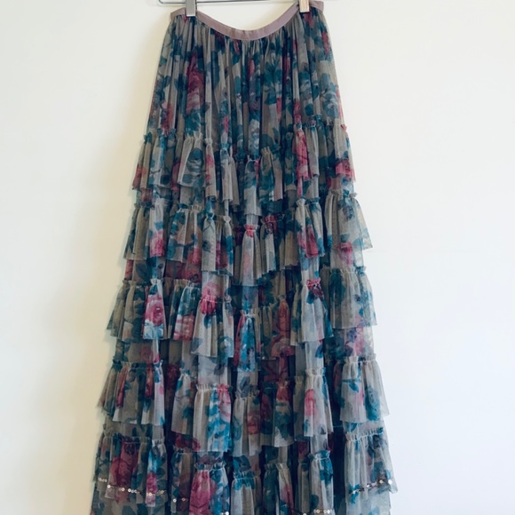 Skirt - Picture 2 of 4